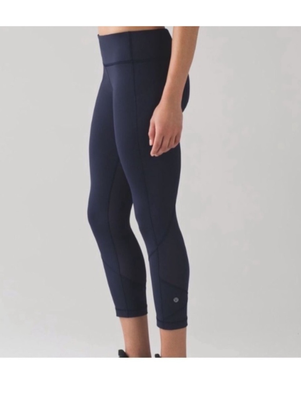 Lululemon Speed Up High-Rise Crop Leggings Capri Mesh Navy Blue Size 8 Pockets